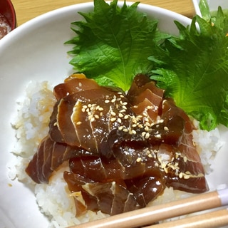 マグロの漬け丼